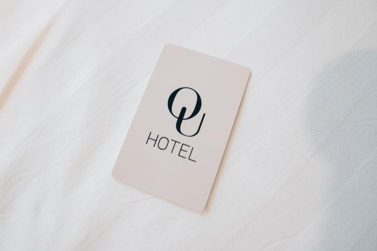 Ou Hotel Фитсанулок Екстериор снимка